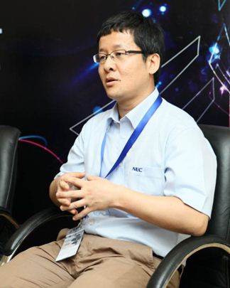 NEC（中国）有限公司显示产品销售支持本部产品技术部部长崔永新讲解技术